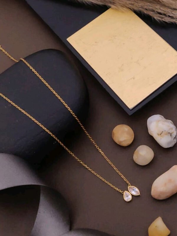 Sparkle Star Pendant